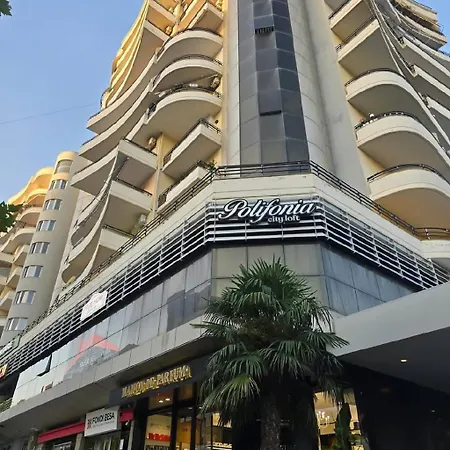 Apartment Flamurtari *