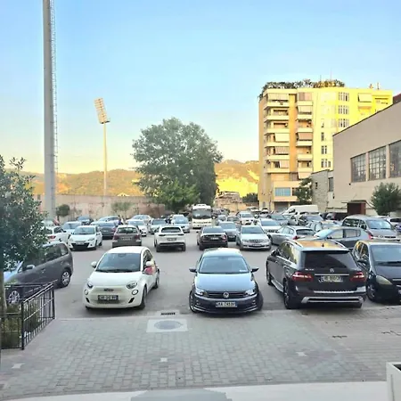 Flamurtari * Vlore